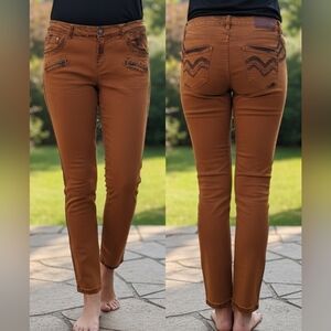 NOT THE SAME🖌Handpainted EUROPEAN BRAND Rust Colour Jeans 5 Pockets Sz M